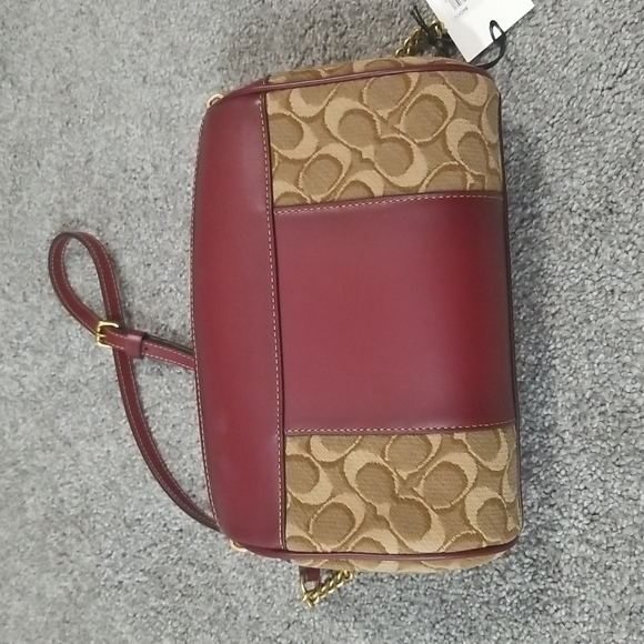 Coach 1941 Joni Crossbody In Scarlet Jacquard - Picture 3 of 11